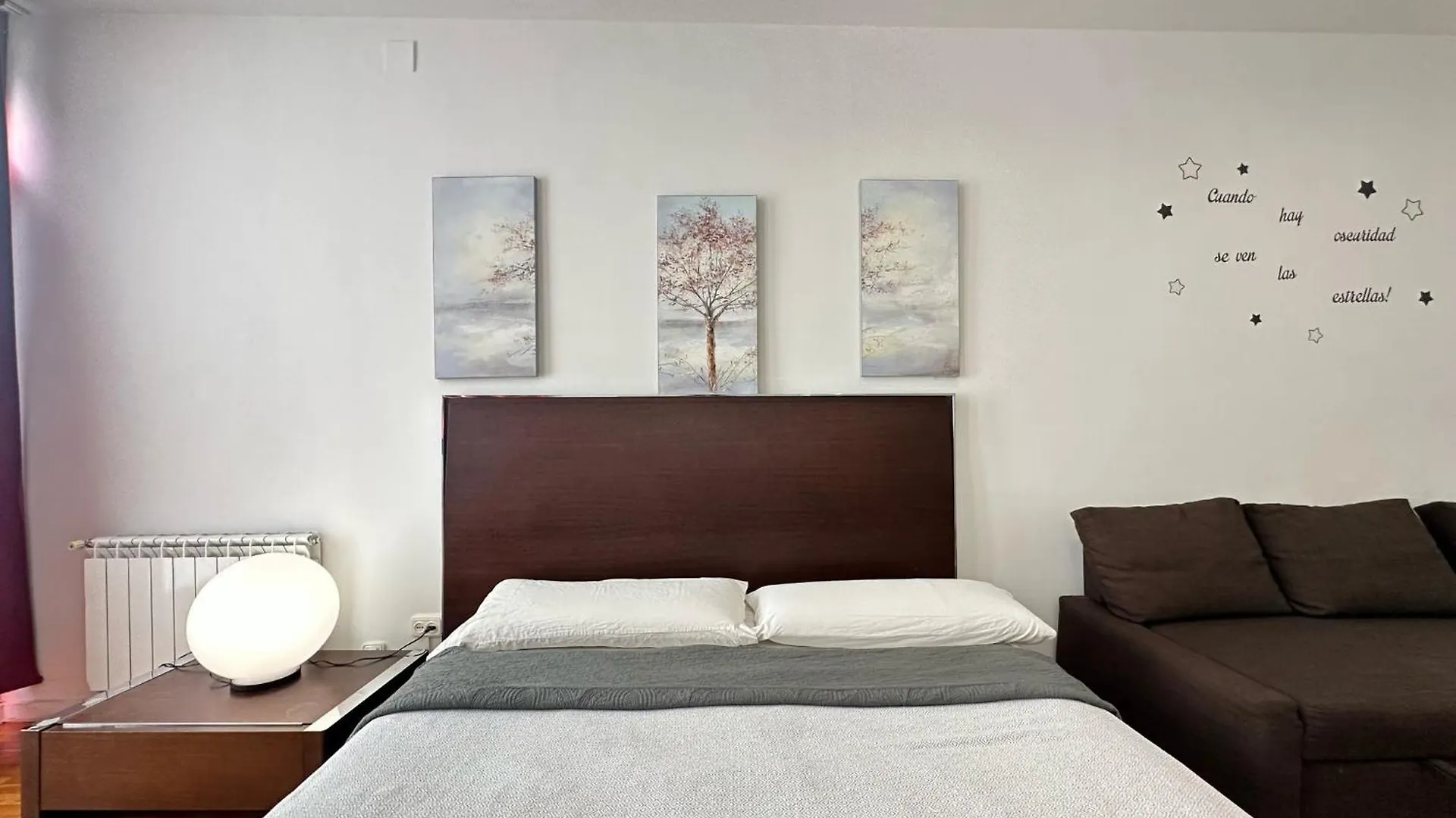 Nuevo Arago Habitaciones Barcelona 0*,  Spain