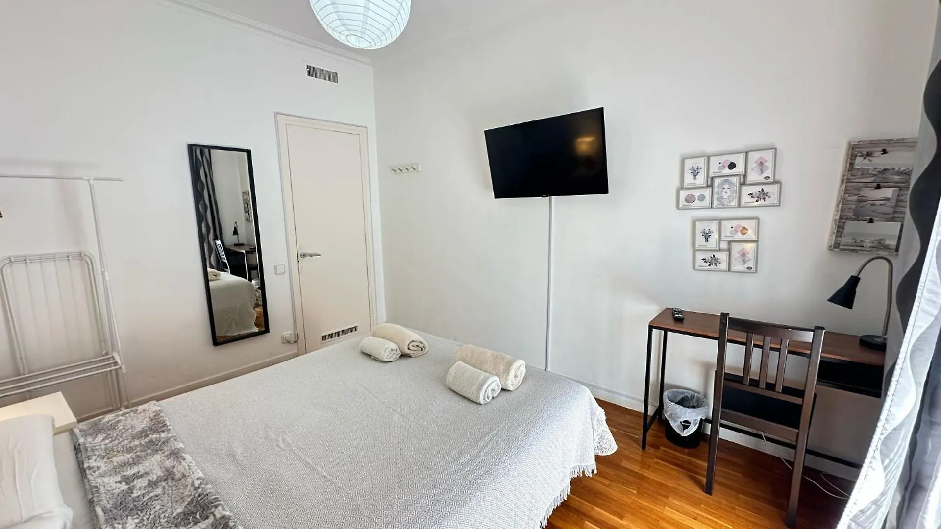 ברצלונה Nuevo Arago Habitaciones 0*,  ספרד