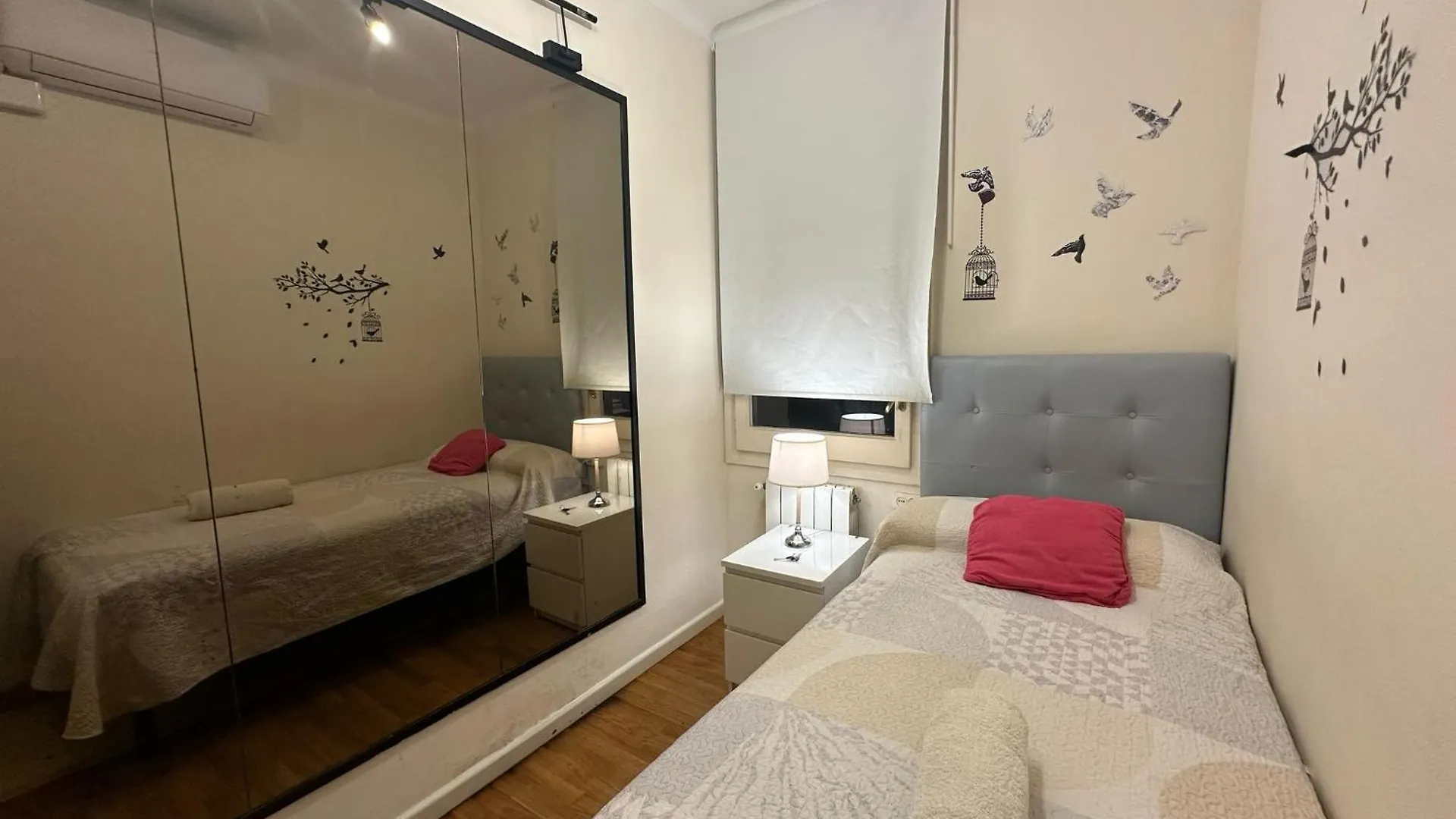 Nuevo Arago Habitaciones Barcelona