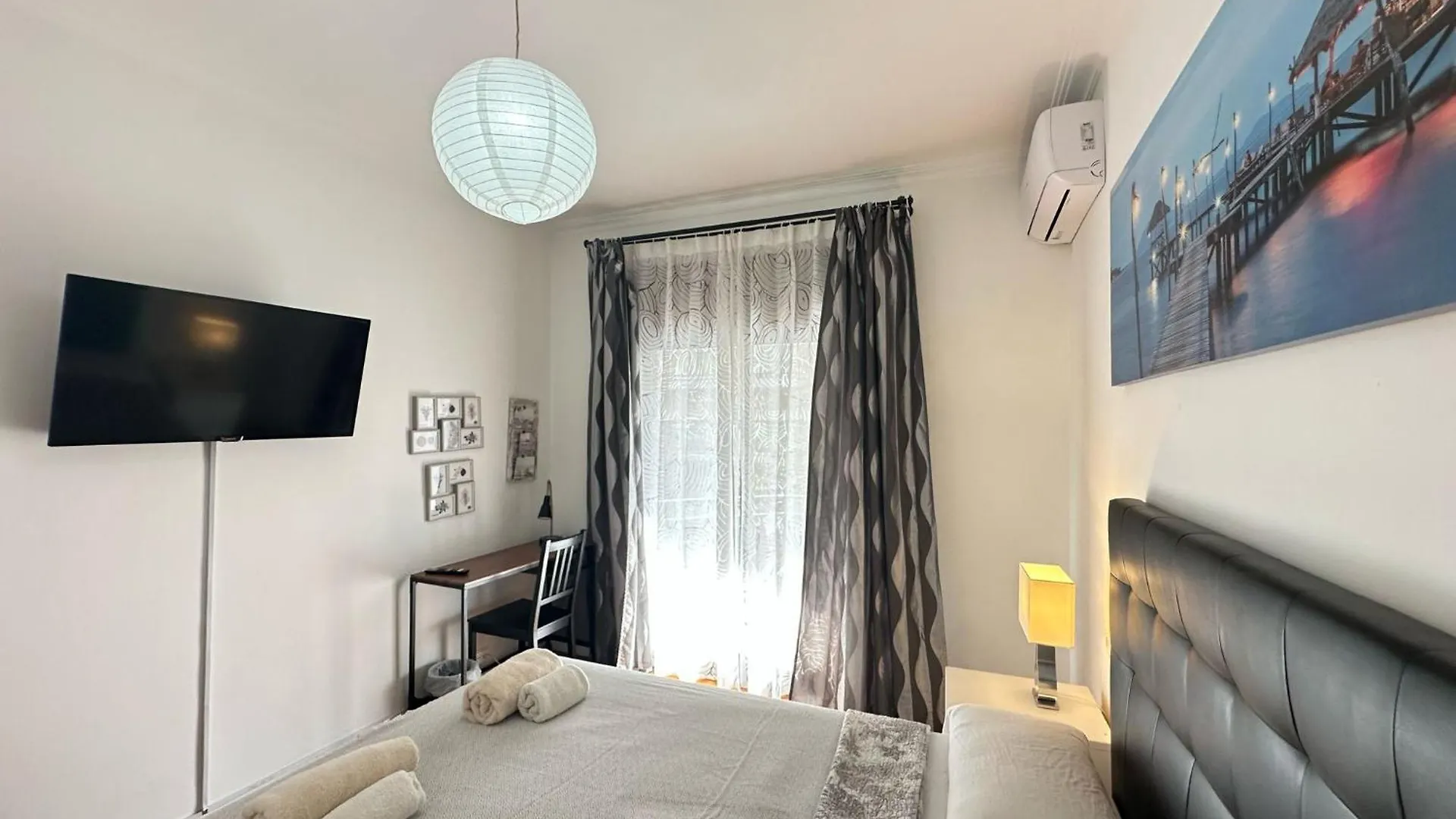 Bed & Breakfast Nuevo Arago Habitaciones Barcelona Spain