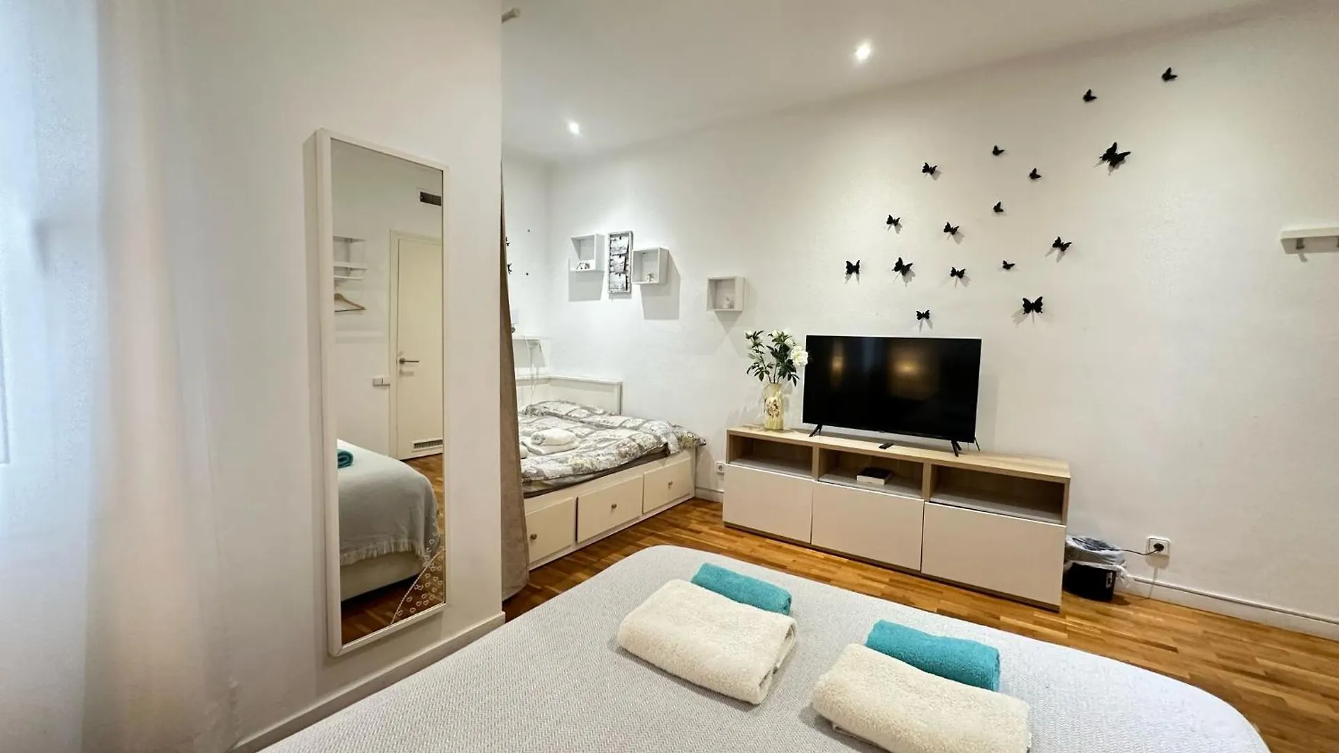 Nuevo Arago Habitaciones Barcelona